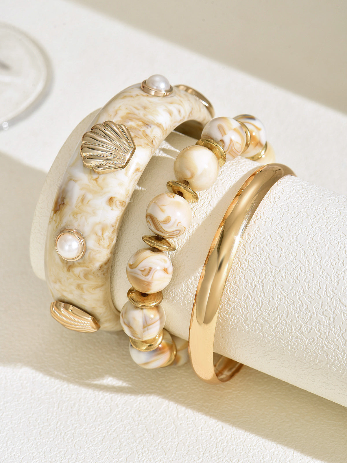 3pcs Stackable Shell Bracelet Set