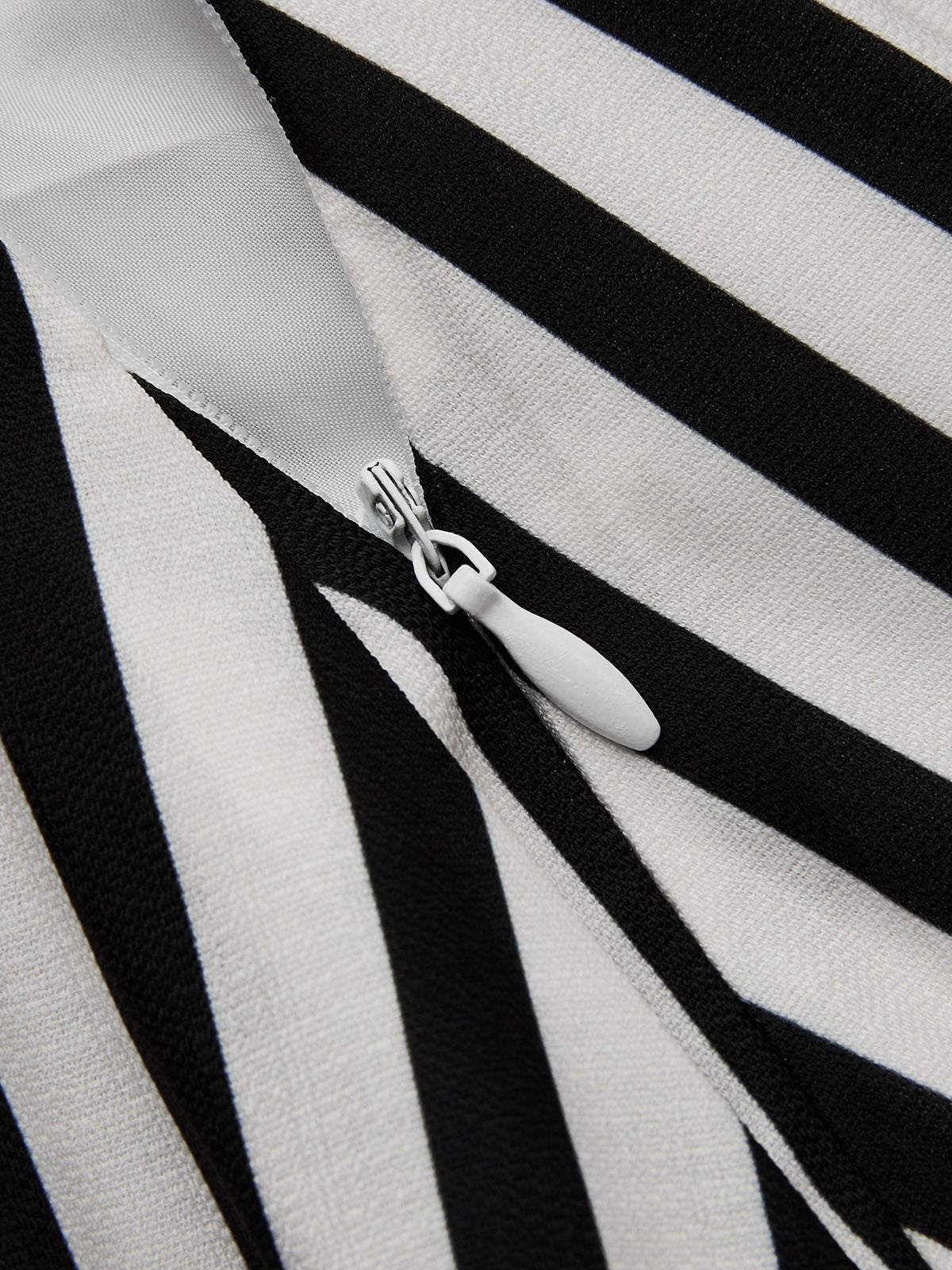 Stripe Backless Pockets Dress