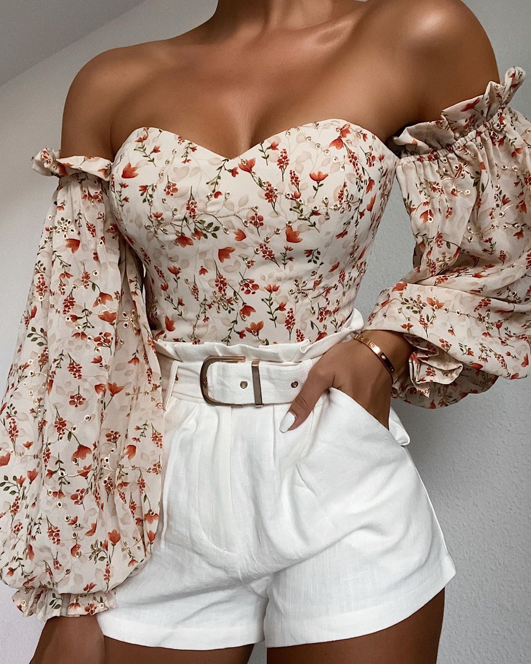 Oriana Bodysuit - Beige Floral
