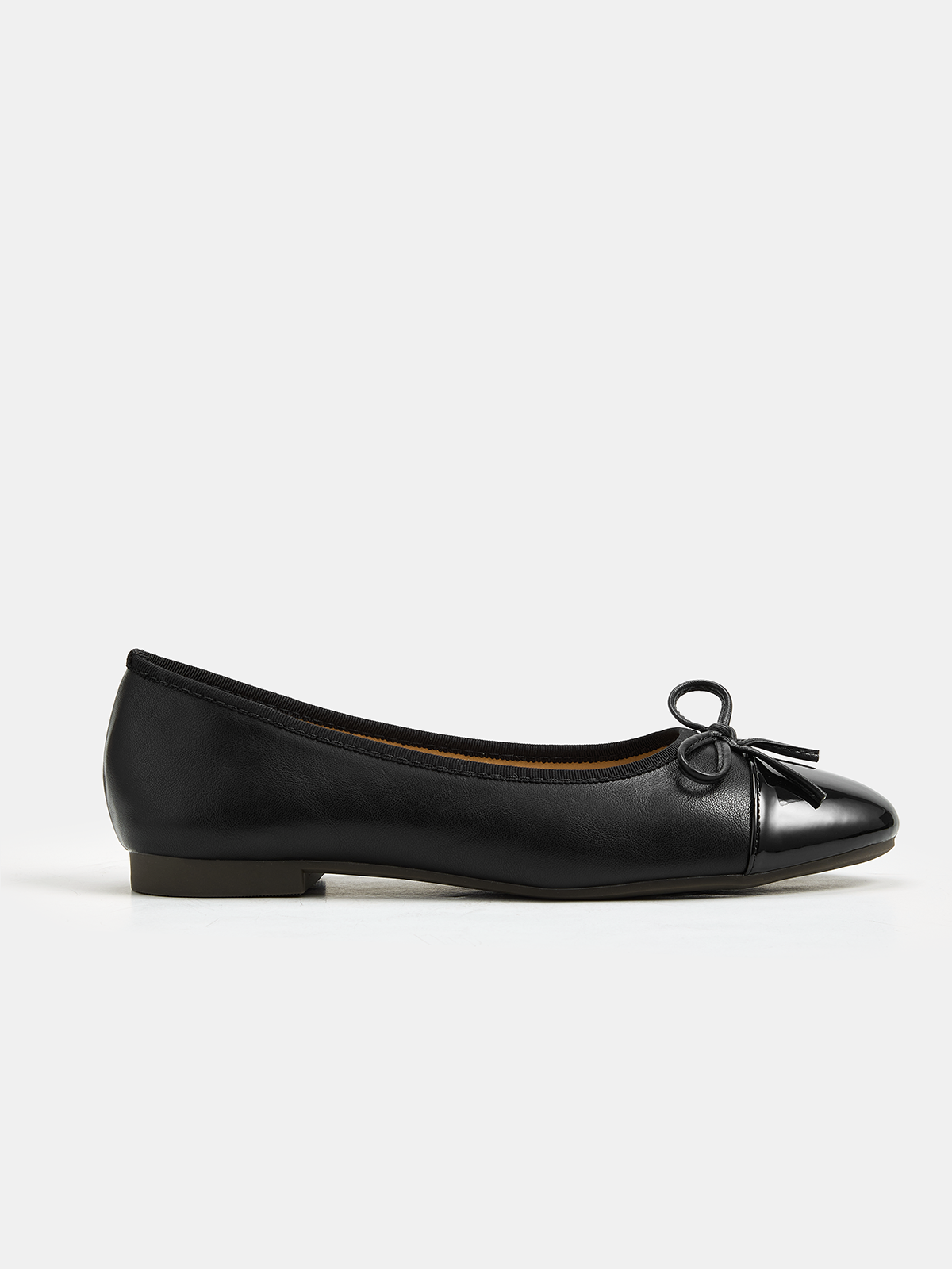 Bow Detail Cap Toe Leather Ballet Flats