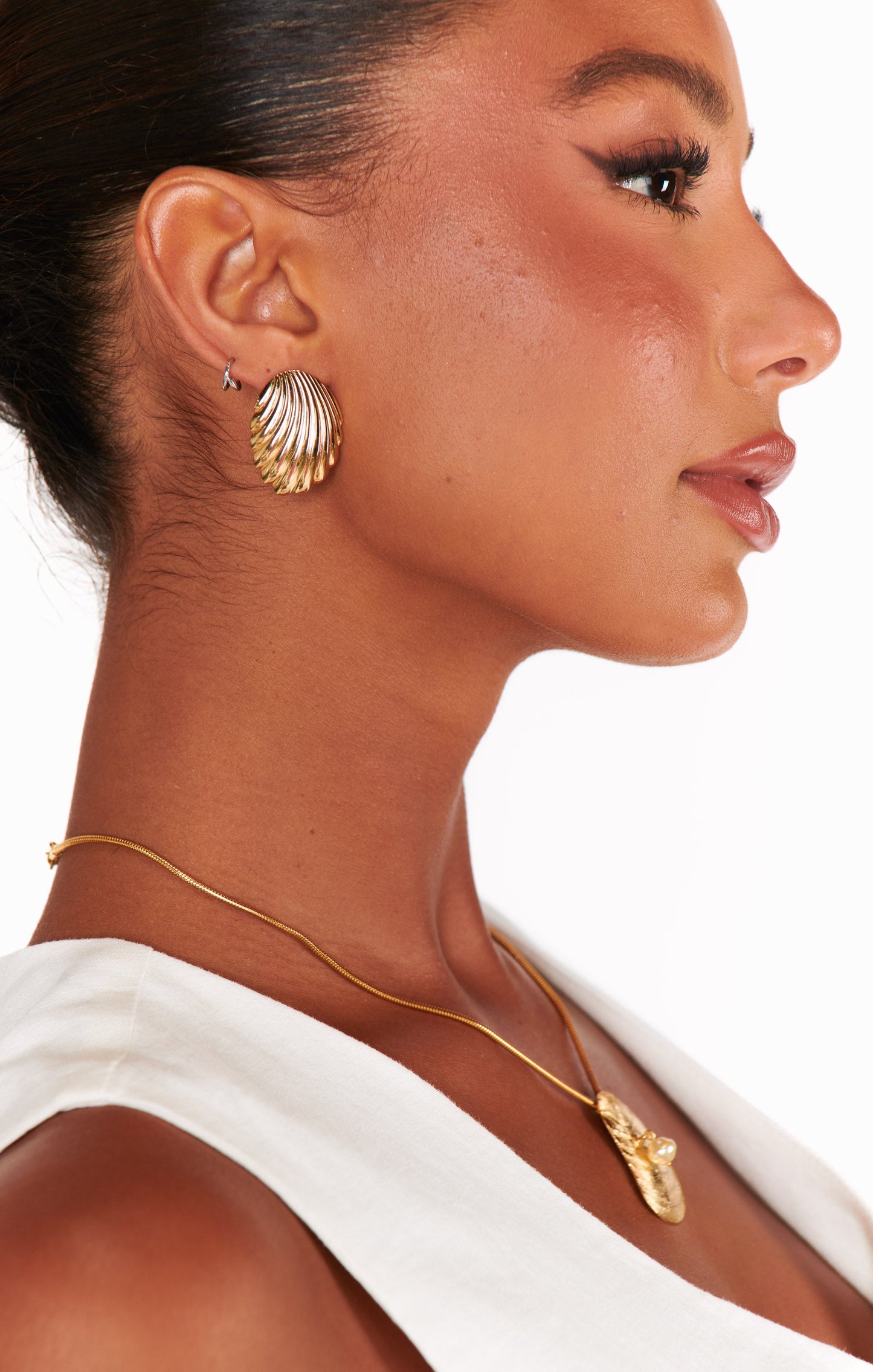 Faithy Jewels Lacy Earrings ~ Gold