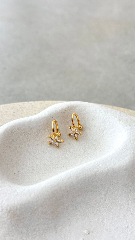 Yiota Ear Cuff Earrings - Gold