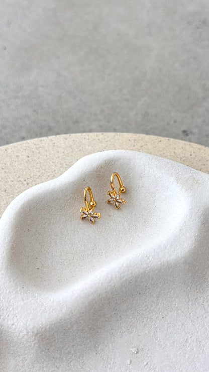 Yiota Ear Cuff Earrings - Gold