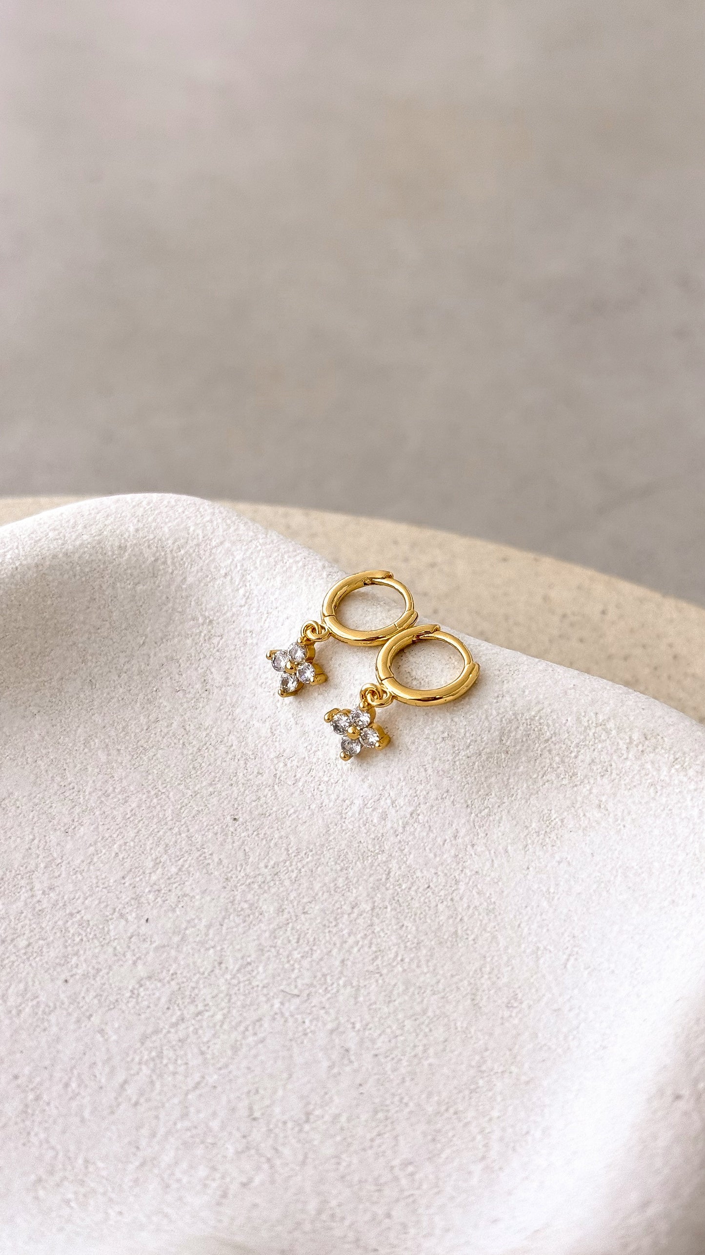 Georgie Earrings - Gold