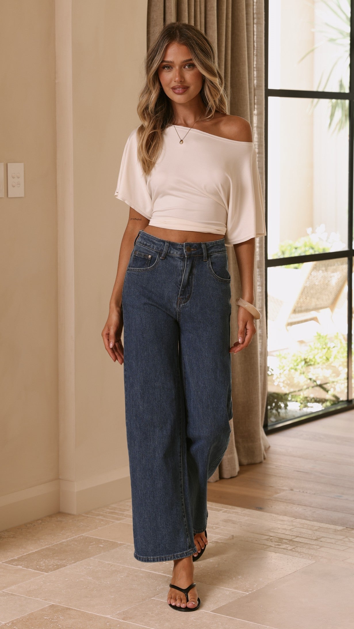 Vinnie Straight Leg Jeans - Mid Blue