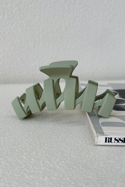 Issy Claw Clip - Sage