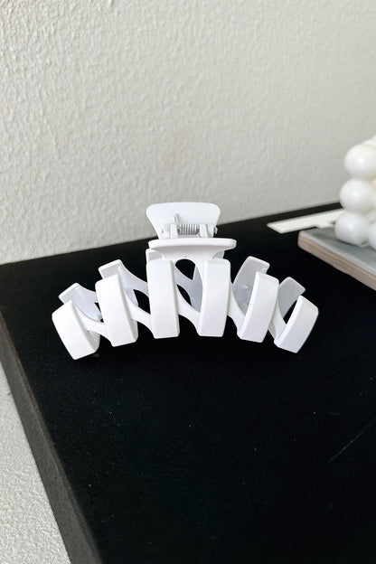 Issy Claw Clip - White